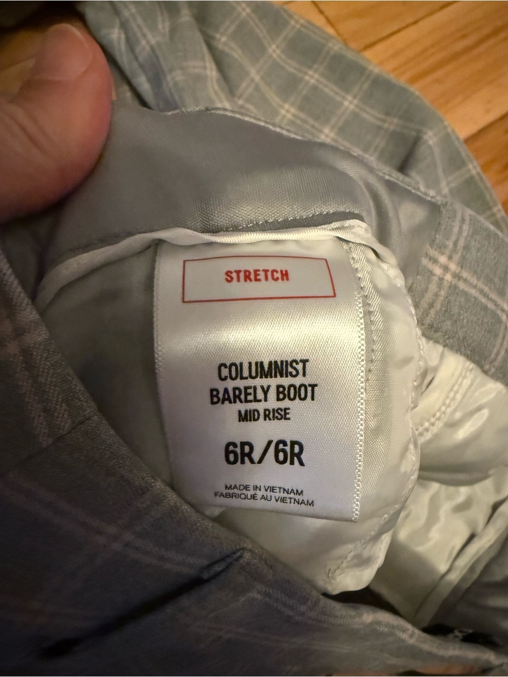 Express Columnist Barely Boot Plaid Pants Gray and Light Pink Size 6 R (2015) - Picture 3 of 7